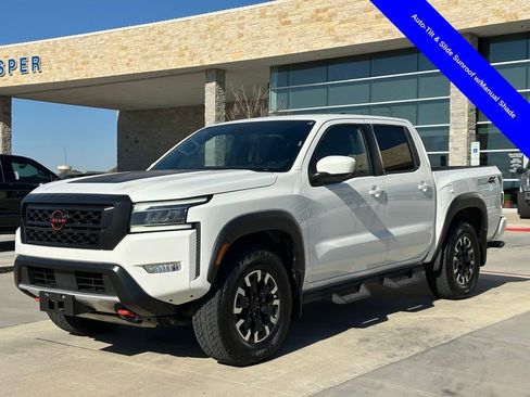 Used 2023 Nissan Frontier PRO-4X w/ Technology Package image 12