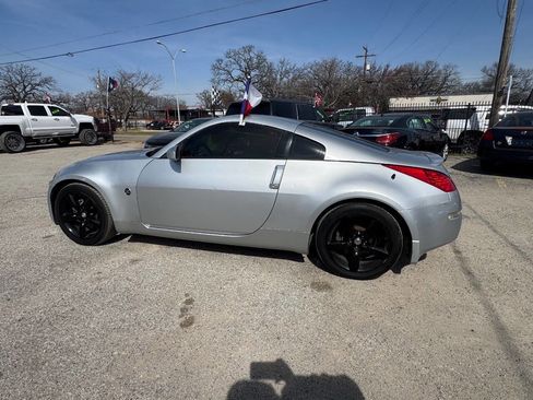 Used 2006 Nissan 350Z Enthusiast w/ (K96) Aerodynamics Pkg image 7