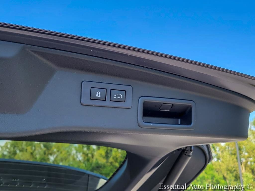 Certified 2026 Subaru Outback Limited AWD/4WD image 29
