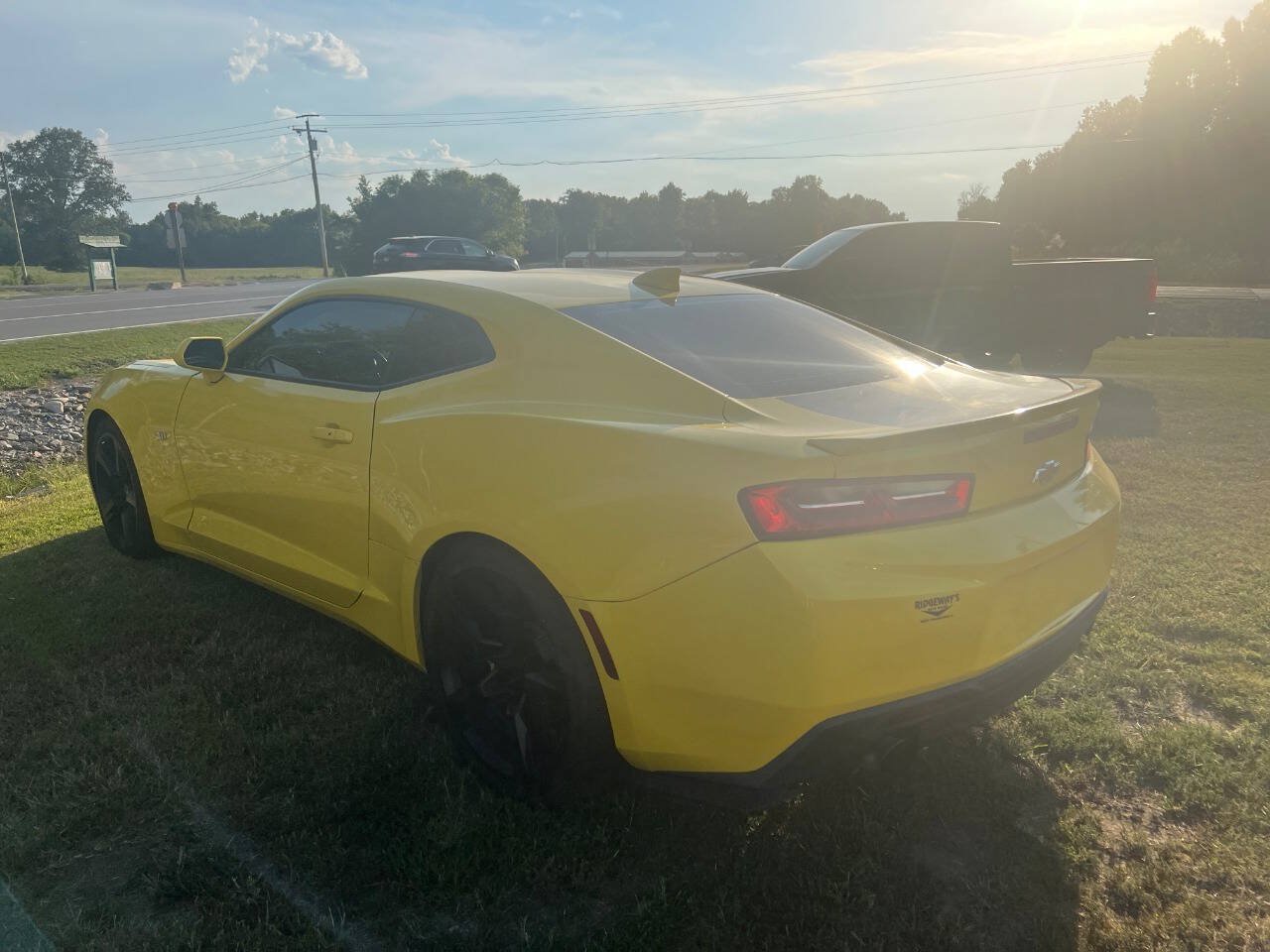 Used 2018 Chevrolet Camaro LT w/ RS Package RWD image 7