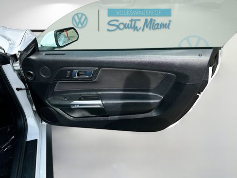 Used 2022 Ford Mustang Convertible w/ Equipment Group 101A image 30