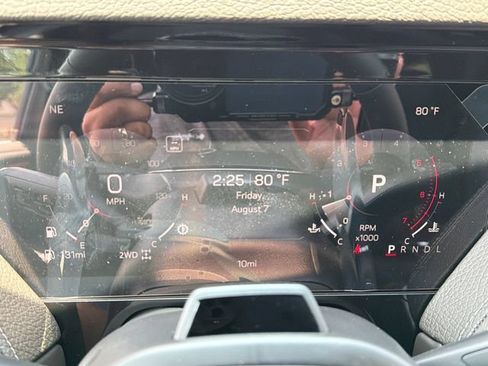 New 2026 GMC Yukon Denali w/ Denali Reserve Package AWD/4WD image 11