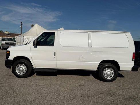 Used 2014 Ford E-250 and Econoline 250 w/ Interior Upgrade Package image 10