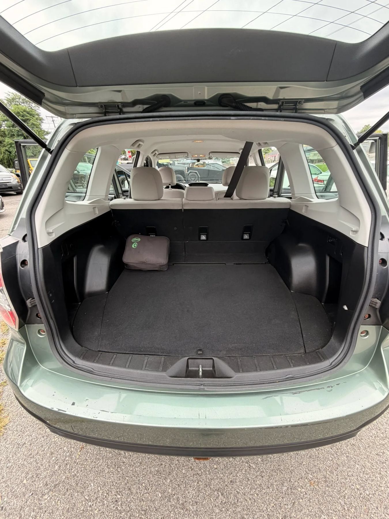 Used 2015 Subaru Forester 2.5i AWD/4WD image 7
