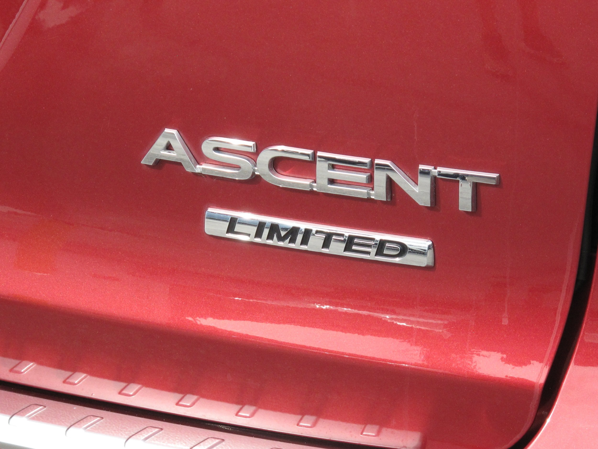 Used 2022 Subaru Ascent Limited AWD/4WD image 7