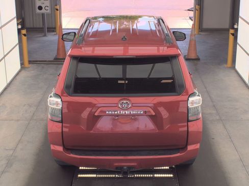 Used 2020 Toyota 4Runner SR5 Premium w/ Moonroof Package RWD image 6