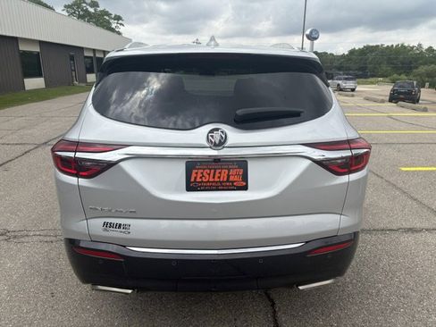 Used 2021 Buick Enclave Essence FWD image 5