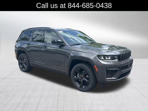 New 2026 Jeep Grand Cherokee Limited w/ Limited Altitude Package AWD/4WD image 3
