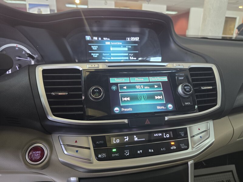 Used 2013 Honda Accord EX-L image 19