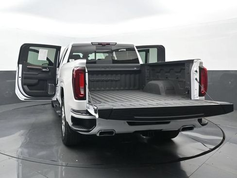 Used 2024 GMC Sierra 1500 Denali w/ Technology Package AWD/4WD image 36