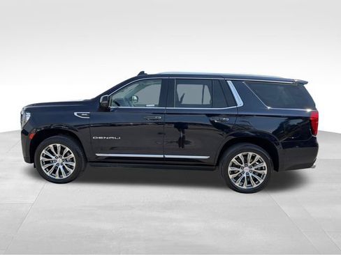 Used 2023 GMC Yukon Denali w/ Denali Reserve Package AWD/4WD image 4