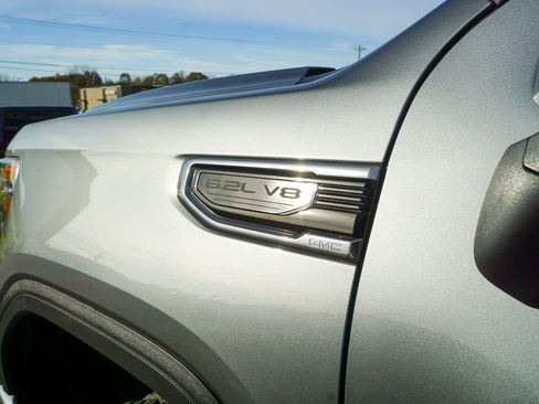 Used 2019 GMC Sierra 1500 AT4 w/ AT4 Premium Package image 3