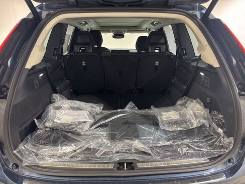 New 2026 Volvo XC90 T8 Plus w/ Protection Package Premier AWD/4WD image 31