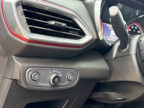 Used 2023 Chevrolet TrailBlazer RS w/ Sun and Liftgate Package image 10