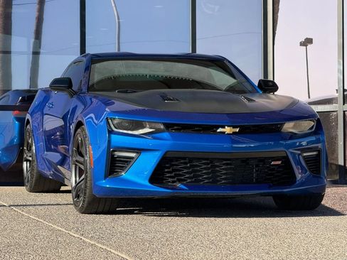 Used 2017 Chevrolet Camaro SS image 19