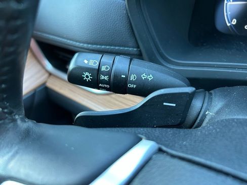 Used 2024 Toyota Grand Highlander AWD image 25