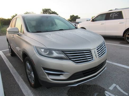 Used 2017 Lincoln MKC Premiere AWD/4WD image 1