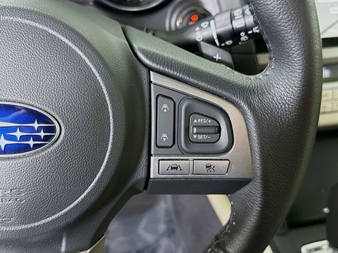 Used 2017 Subaru Outback 2.5i Limited AWD/4WD image 24