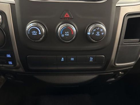 Used 2019 RAM 1500 Classic Warlock image 42