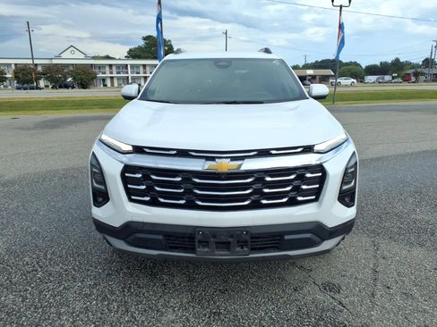 Used 2025 Chevrolet Equinox LT w/ Convenience Package II FWD image 8