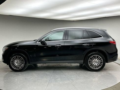 Used 2023 Mercedes-Benz GLC 300 4MATIC image 10