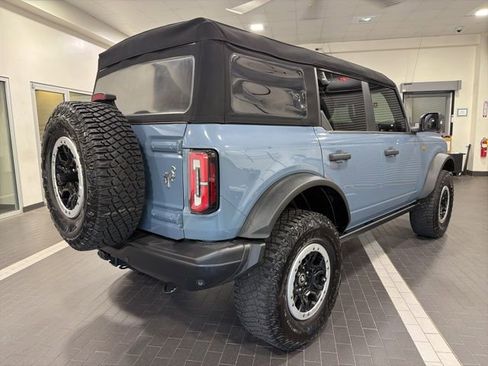 Used 2023 Ford Bronco Badlands w/ Sasquatch Package image 5