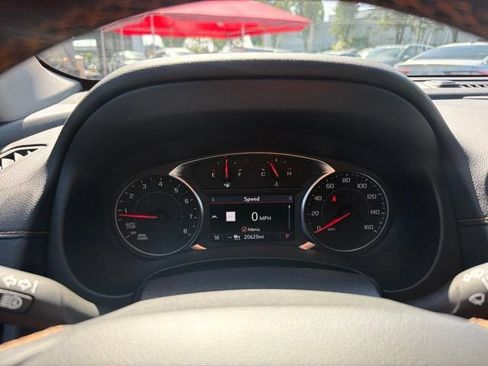 Used 2024 GMC Terrain AT4 w/ Infotainment Package II AWD/4WD image 15