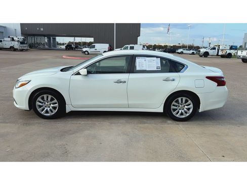 Used 2018 Nissan Altima 2.5 S w/ S Convenience Package FWD image 5