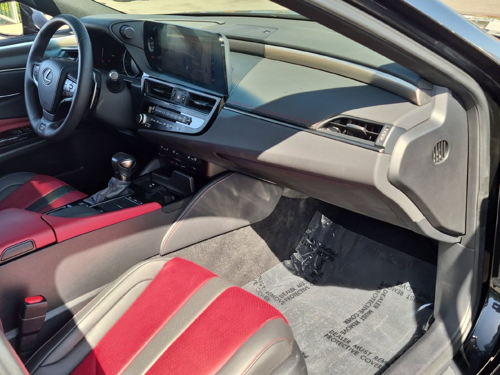 Used 2022 Lexus ES 300h F Sport w/ Accessory Package 2 FWD image 9