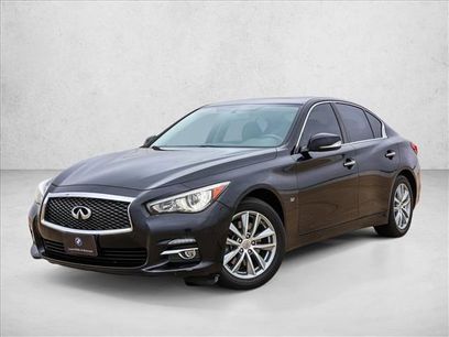 Used 2015 INFINITI Q50 2.0t w/ Moonroof Package