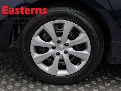 Used 2023 Toyota Corolla LE image 28