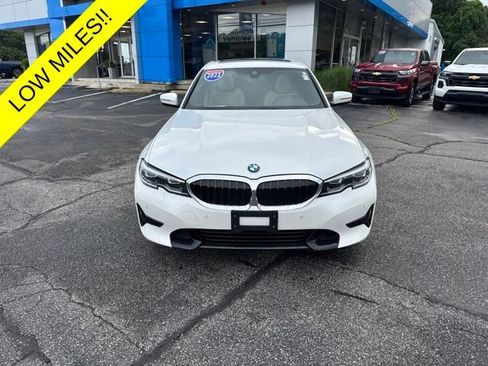 Used 2022 BMW 330i xDrive Sedan w/ Driving Assistance Package AWD/4WD image 3