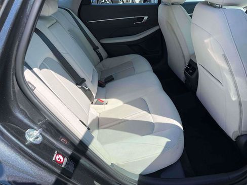 Used 2022 Hyundai Sonata SEL w/ Convenience Package FWD image 8