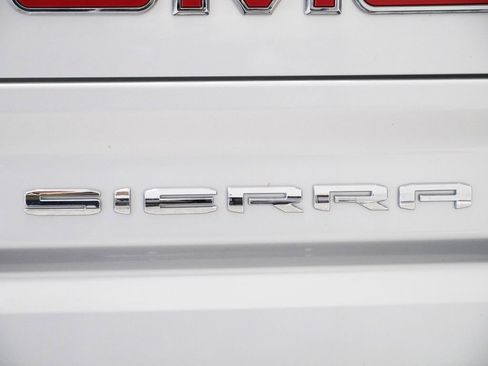 Used 2022 GMC Sierra 1500 AT4 w/ AT4 Preferred Package image 14