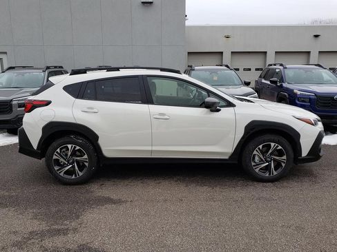 New 2025 Subaru Crosstrek 2.5i Premium image 2