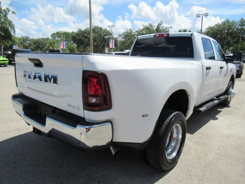 Certified 2026 RAM 3500 Tradesman w/ Chrome Appearance Group AWD/4WD image 7