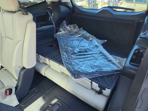 New 2026 Subaru Ascent Limited image 8