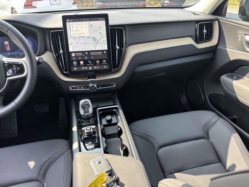 New 2026 Volvo XC60 B5 Plus AWD/4WD image 29