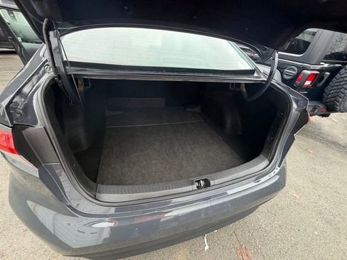 Used 2024 Toyota Corolla LE image 11