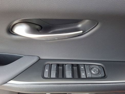 Used 2025 Lexus UX 300h AWD image 13