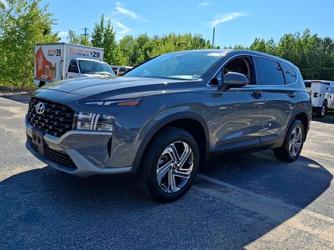 Used 2023 Hyundai Santa Fe SE AWD/4WD image 3
