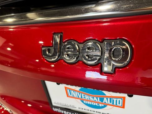 Used 2025 Jeep Compass Latitude AWD/4WD image 34