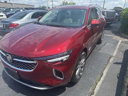 Used 2022 Buick Envision Avenir w/ Safety Package FWD image 7