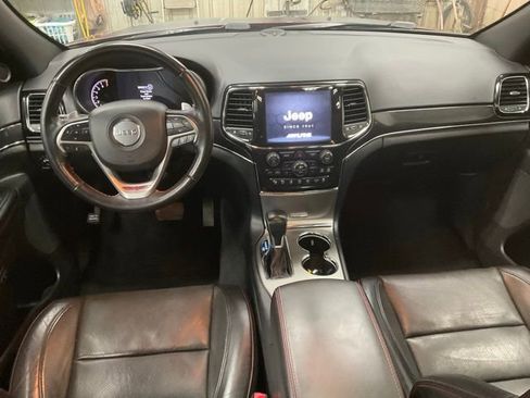 Used 2021 Jeep Grand Cherokee Trailhawk w/ Trailhawk Luxury Group image 9