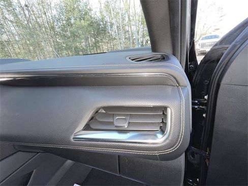 Certified 2021 GMC Yukon XL AT4 w/ Rear Media and Nav Package image 29