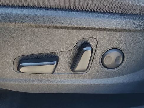 Used 2021 Hyundai Santa Fe SEL w/ Convenience Package image 19