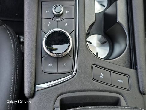 Used 2024 Cadillac XT5 Premium Luxury w/ Technology Package image 29