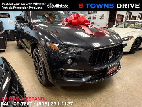 Used 2022 Maserati Levante GT AWD/4WD image 2