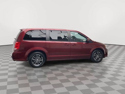 Used 2019 Dodge Grand Caravan GT FWD image 33