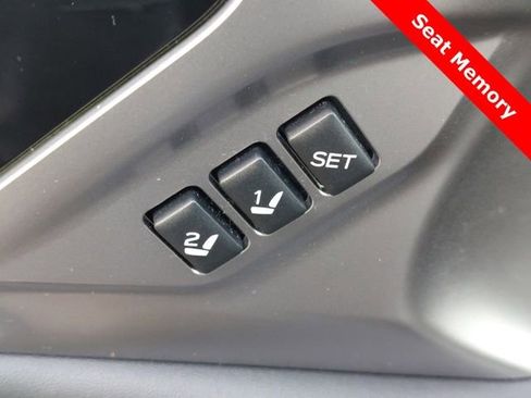 Used 2023 Subaru Outback Limited image 21